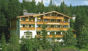 Отель Hotel Hochland  Лёйташ